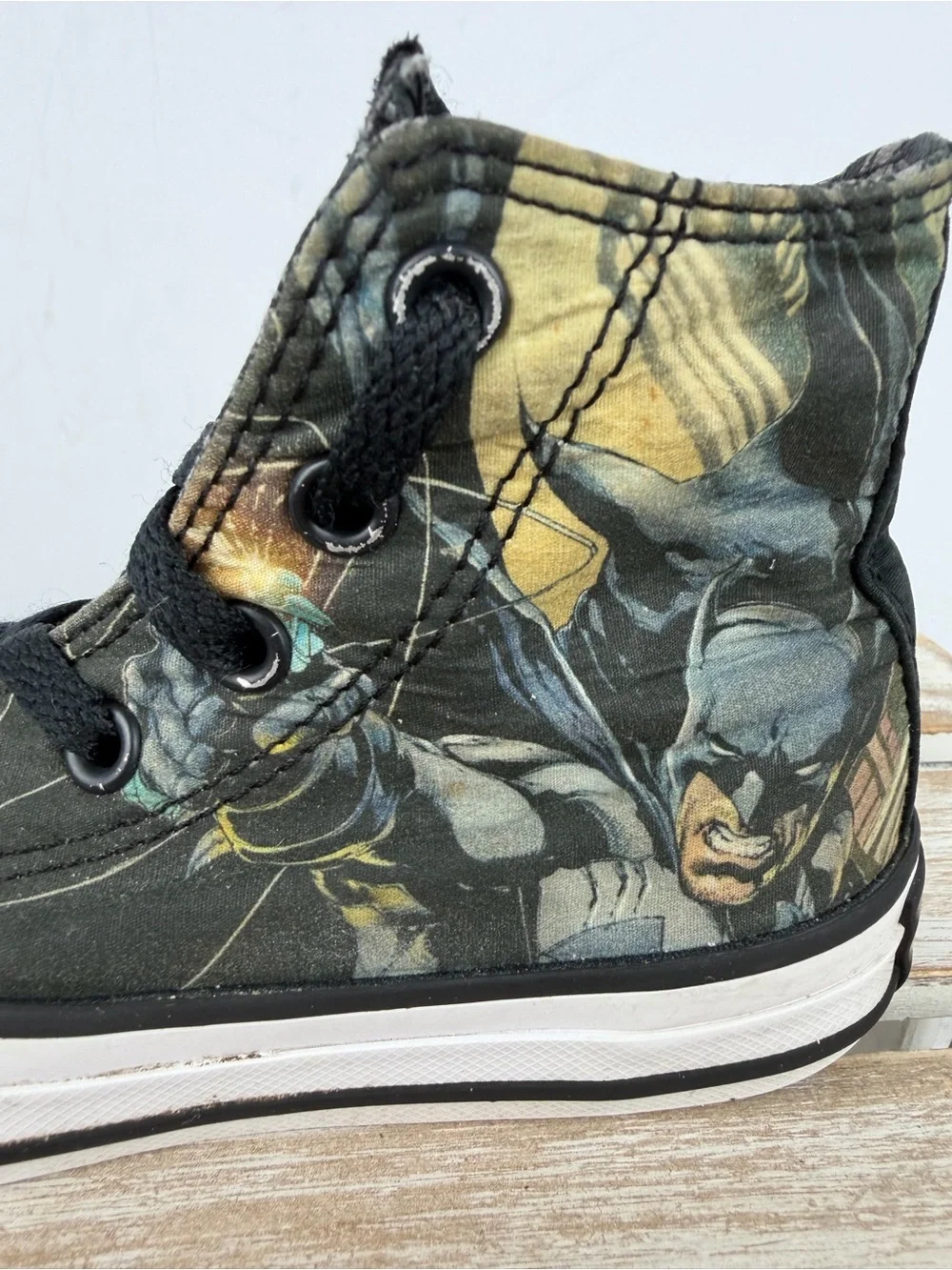 Converse x DC Comics Batman Chuck Taylor All Star high-top sneakers size 11
